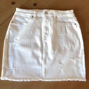 New Good American The Distressed Denim Mini Skirt
